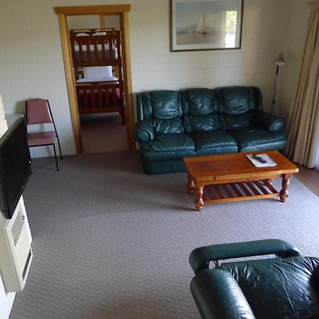 אולברסטון Willaway Motel Apartments מראה חיצוני תמונה